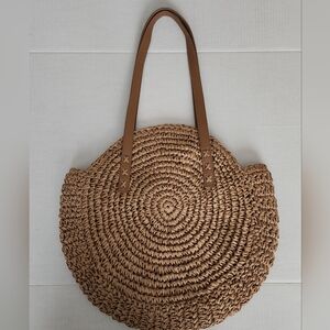 Lightweight Straw Handbag